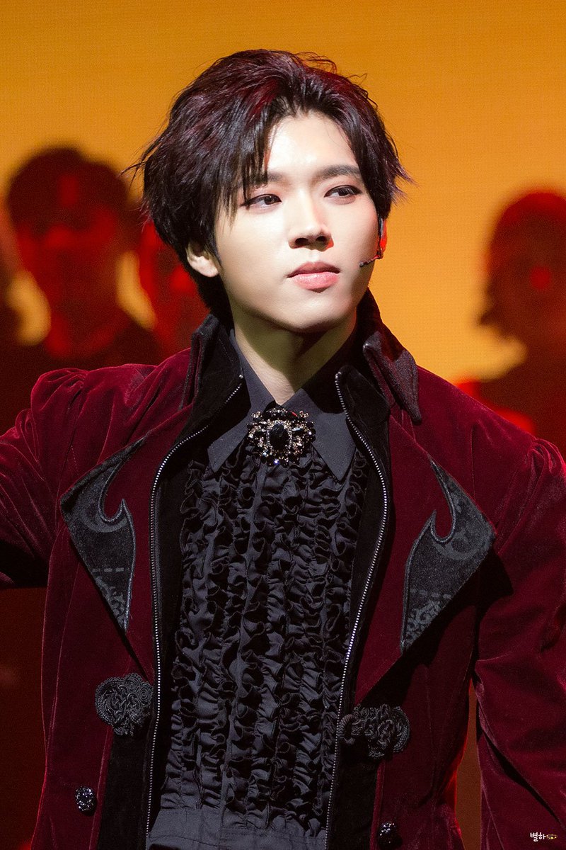 「 190707 」

Mephisto
Curtain Call 😈

link: drive.google.com/folderview?id=…