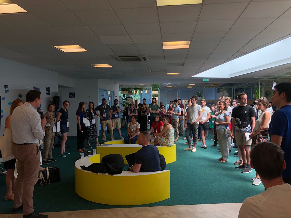 SirioosInnov's tweet photo. 👨⚕️#HackathonLEEM
Des membres de l'équipe Sirioos ont organisé un atelier business Model Canvas et porté la casquette de catalysateur pour aider les participants du Hackathon Prévention en Santé, organisé par le @LeemFrance et @PepiteFrance, à structurer leurs projets. https://t.co/0hfvOGD8gW