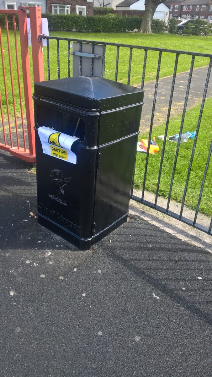 RT <a href="/KACouncillors/">Knotty Ash Labour Councillors</a>: Some before &amp; after photos of the benches, railings &amp; waste bins in Dovecot Park.  Looking much better after a lick of paint!