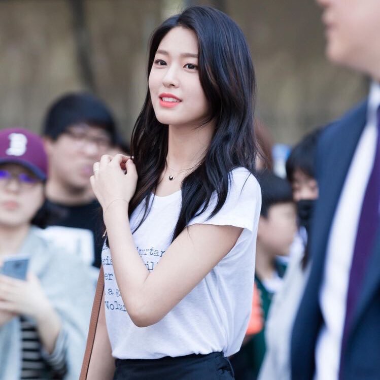 lildaisiess's tweet photo. @ShoutOut3Sub Hello, Z! My name’s Marissa Natawijaya. Currently a final year student at a university in West Java. I’m looking for more plot partners and a relation to be my ‘Daddy’. Tapi FC dan sedikit SL sudah ditentukan, jika tidak masalah. 

Salam sayang dari Marissa. 💓💓 https://t.co/UNwbtlr51G