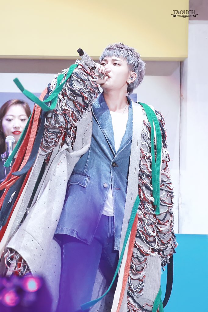 #ZTAO #黄子韬 #ztao黄子韬 #TAO 
190615 2019 IS BLUE上海演唱会 P2
<a href="/hztttaoswag/">Z.TAO🔴黄子韬</a>