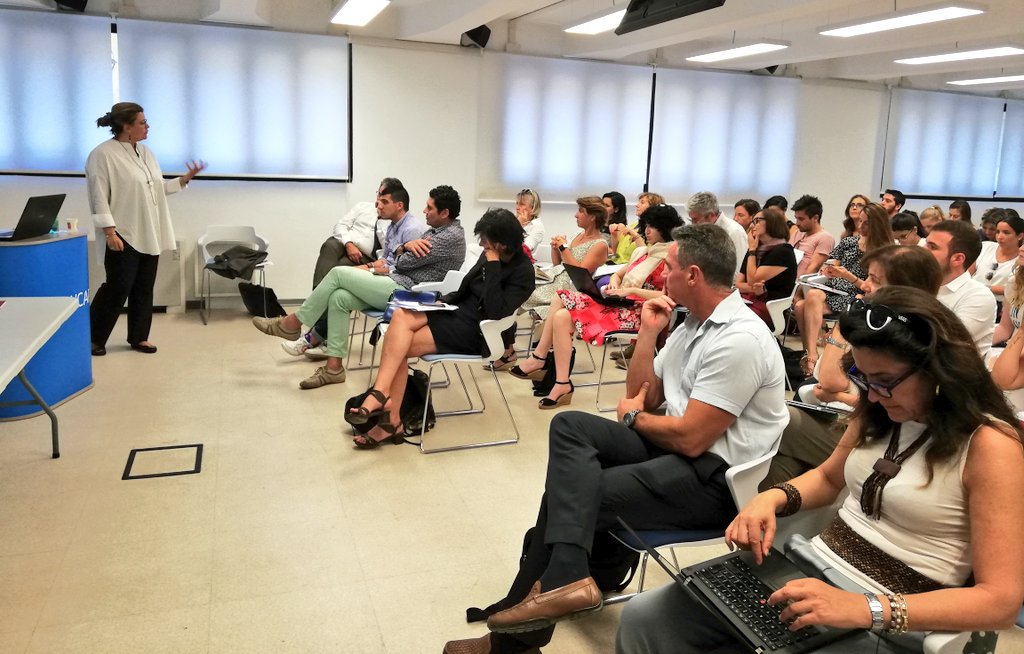Hashtageventi's tweet photo. RT @Comunica_Media: "Gli #experience #drivers degli #eventi sono: #coinvolgimento multidimensionale della #personalità, soddisfazione dei #bisogni compositi, autodeterminazione dell'#esperienza e #valore simbolico dell'evento"
S. Pattuglia
#EventingFerpi https://t.co/2pVFTFP4EP