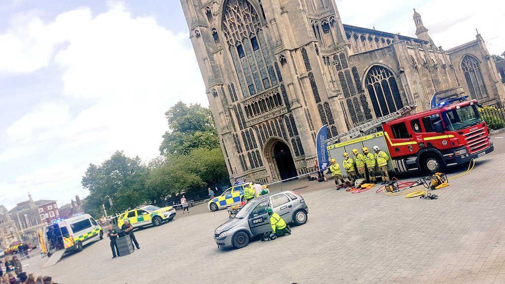 NSRAPT's tweet image. #Impact demonstrating emergency services working together in the collision demonstration @Norfolkfire @EastEnglandAmb @NorfolkPCC @jesip999 #Fatal4