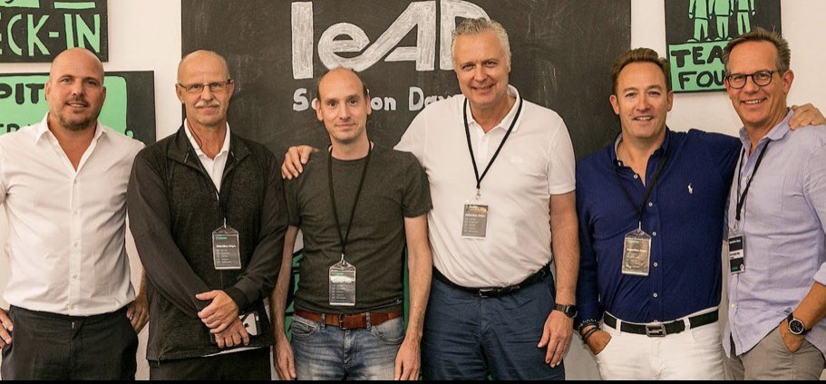 The <a href="/FAZ_Wirtschaft/">FAZ Wirtschaft</a> reports on our investor @leADsports and provides exciting insights into the accelerator program. How the founders and grandsons of Adi Dassler want to continue their grandfather's philosophy you will learn here: 

m-faz-net.cdn.ampproject.org/c/s/m.faz.net/…