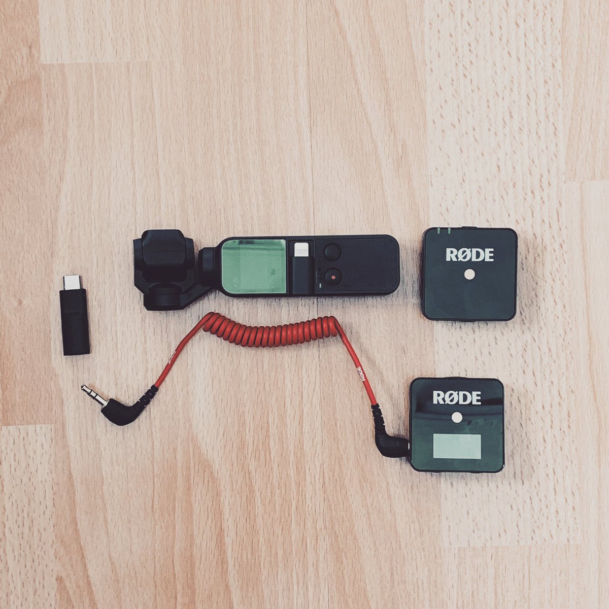 kangg's tweet image. อุปกรณ์ถ่ายวิดีโอนอกสถานที่ช่วงนี้ 

- DJI Osmo Pocket
- Rode Wireless Go 

#OsmoPocket #DJIOsmoPocket #RodeWirelessGo