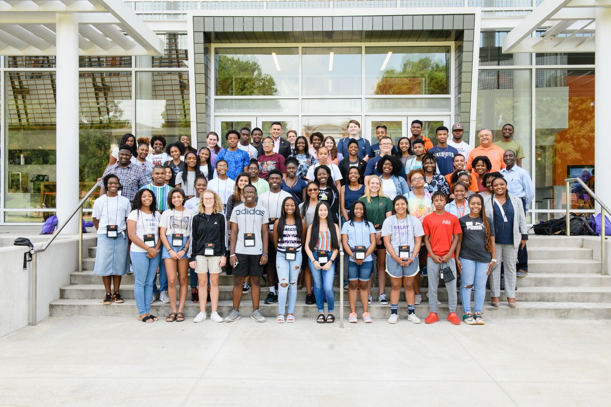 Robert H Jones tweet media