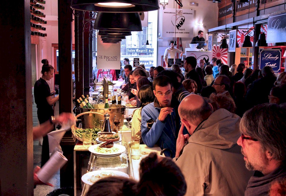 For #restauranteurs and #hoteliers alike, the thought of implementing #sustainable business practices can seem overwhelming and expensive, but it doesn't have to be! 

Check out some easy ways you can do your part and #gogreen here: bit.ly/2RvE6VL.