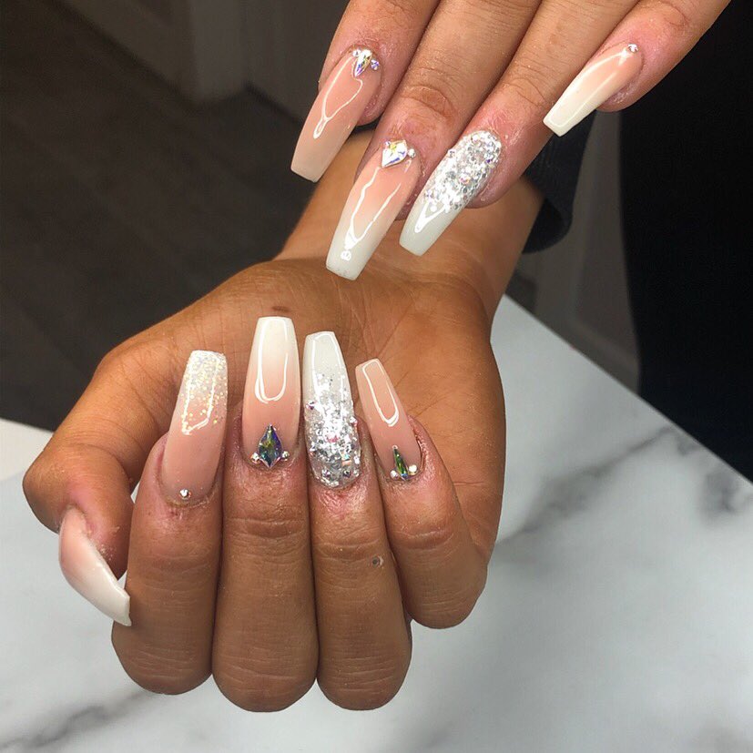 DemilitionDemi's tweet photo. -
#nails #nail #scratchmagazine  #nailswag #naildesign #instanails #nailedit #nailstagram #fashion #notd #nailporn #beauty #nails2inspire #nailsofinstagram #love #gelnails #art #polish #nailsoftheday #gel #cute #beautiful #instagood #nailaddict #nailartaddict #thegelbottle https://t.co/vloWZIt0Uz