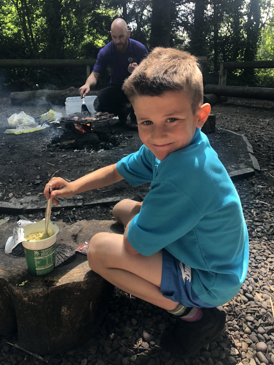 PhoenixKS2's tweet photo. We’ve had a brilliant day at #CherryGarth today! We learnt about the important of fire safety and some key woodland survival skills during our #ForestSchools sessions. A special thanks to @ashley2182 for delivering! 🌳🌿 #wearephoenix #wemakeadifference https://t.co/67LYtkwWFE