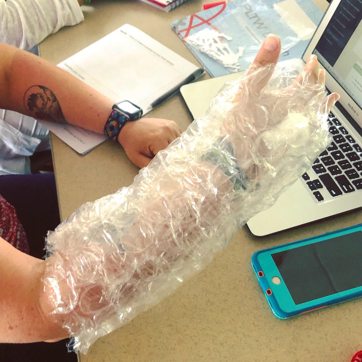 one8alhub's tweet photo. Reporting live from @pltworg Core Training @wpi! Launch teachers are making casts as part of the Structure and Function: Human Body module, which follows the character Angelina who falls off the monkey bars.  #pltwma #PLTWCT19 #stem #appliedlearning @WPISTEMCenter https://t.co/cndC1eX04W