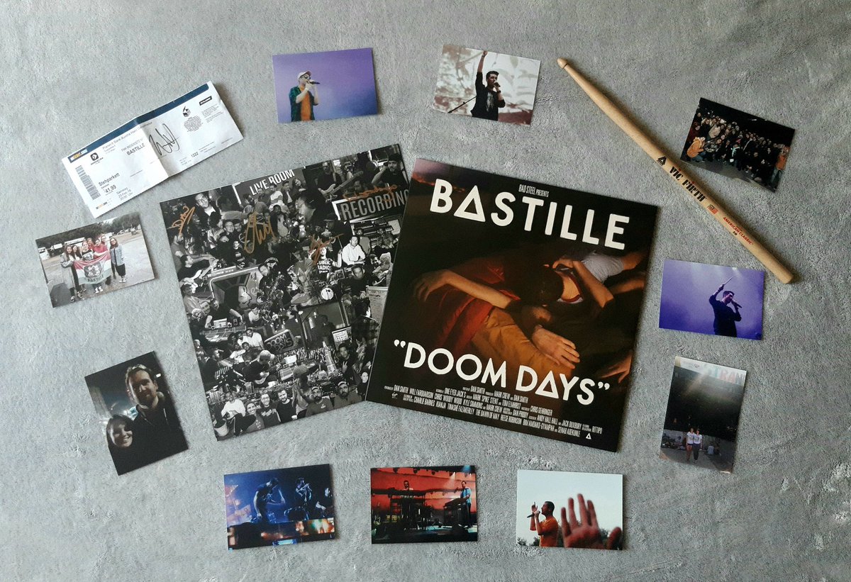 berna155's tweet photo. #doomdaysworld my vinyl and memories with @bastilledan from Hungary 🇭🇺 https://t.co/4M07iz1qf3