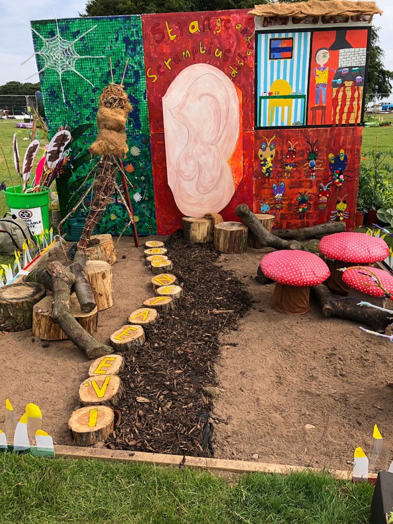 stcharlesrcpri1's tweet photo. Day 2 @RHS Tatton school gardens ♥️🌱@RHSschoolgardening https://t.co/OjdP6BK7h3
