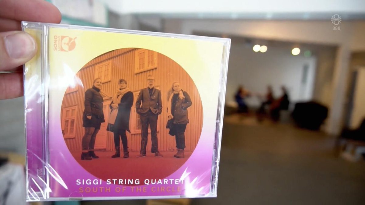 siggistringq's tweet photo. Thanks to @RUVfrettir for this TV feature about our new album! Watch here: https://t.co/rxvjlhsayP 
@sonolummusic #SouthOfTheCircle #sonoluminus #stringquartet https://t.co/kZwxD8mo3D