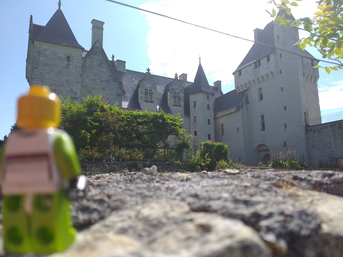 Lego_Man81's tweet photo. Another busy day exploring in the sun...a morning stop at chateaux du Rivau. Favourite has to be the wellies, a little large for me though. #legoman https://t.co/T6X3LmP5Cf