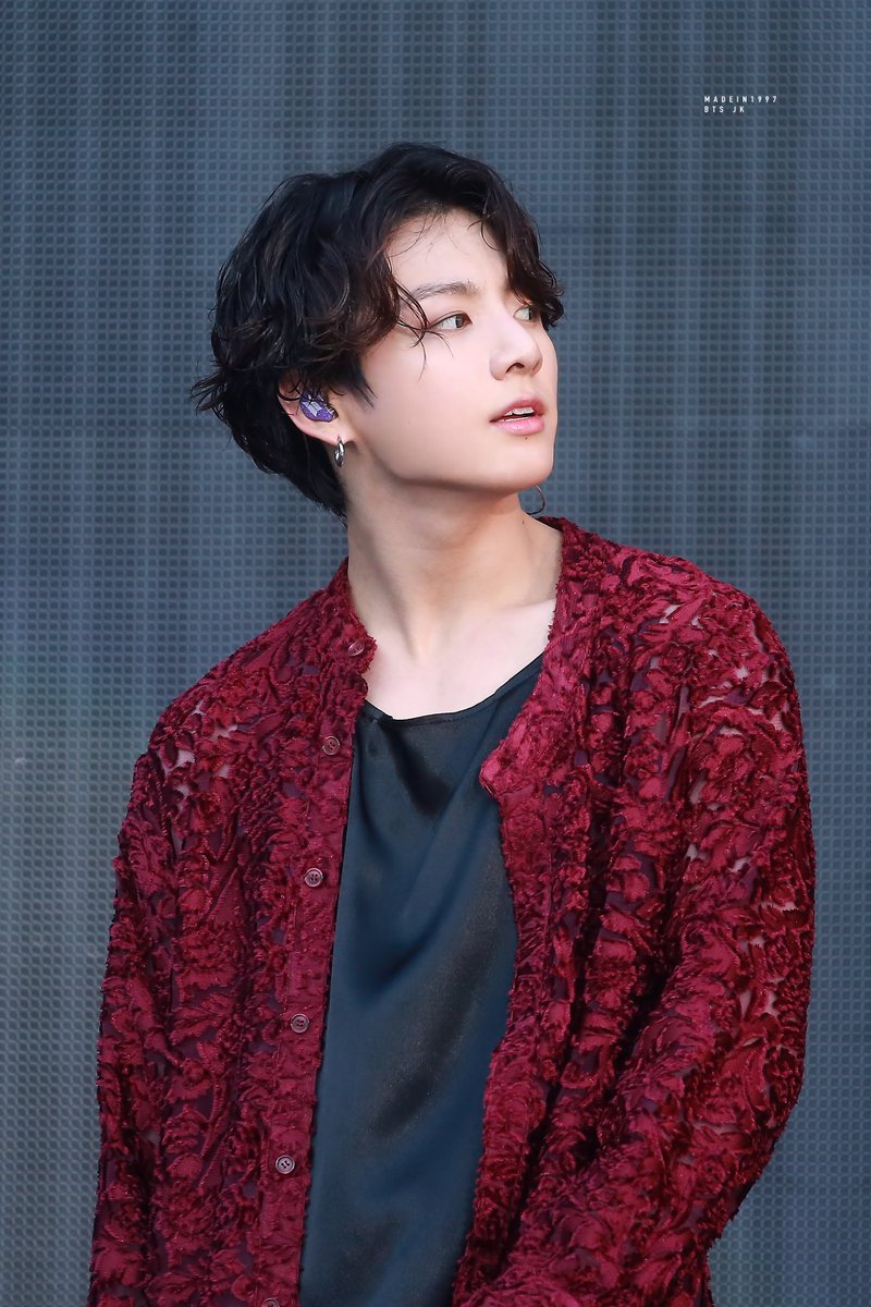 madein1997_jk's tweet photo. Have you found your Romeo?
#정국 #BTS #JUNGKOOK @BTS_twt https://t.co/cxk4UrAQpo