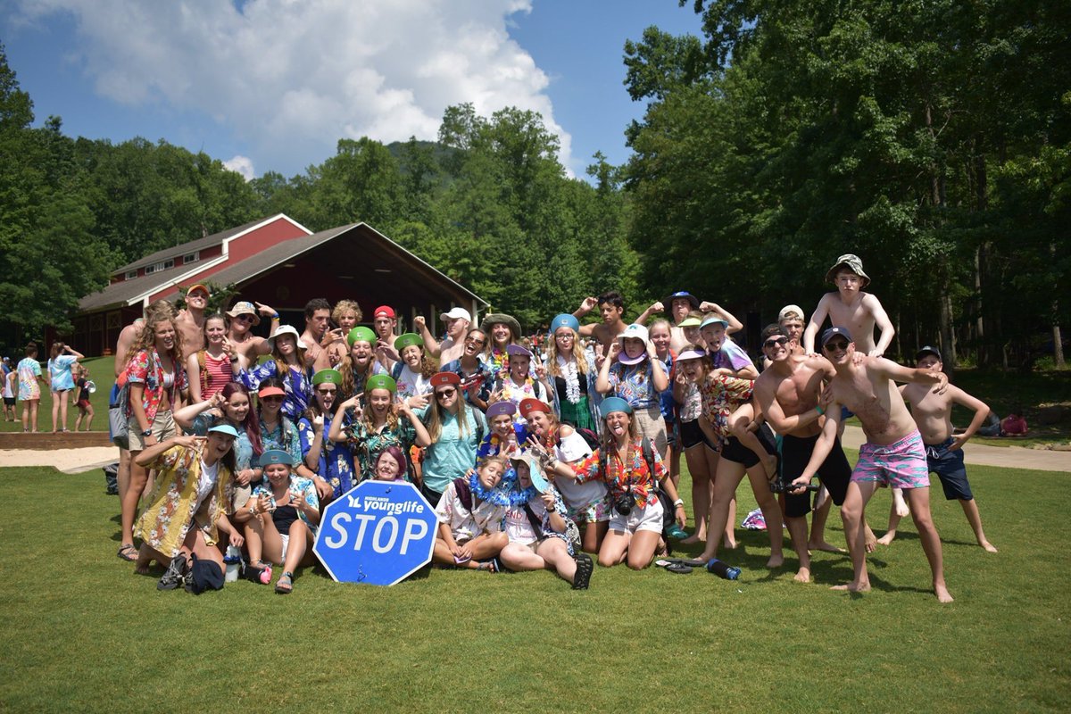 HighlandsYL's tweet photo. We had an amazing time at SharpTop Cove!! If you weren’t able to make it, we want you to go to summer camp with us next year!
#EAT🍴🍰 https://t.co/u8iEMYAxC6