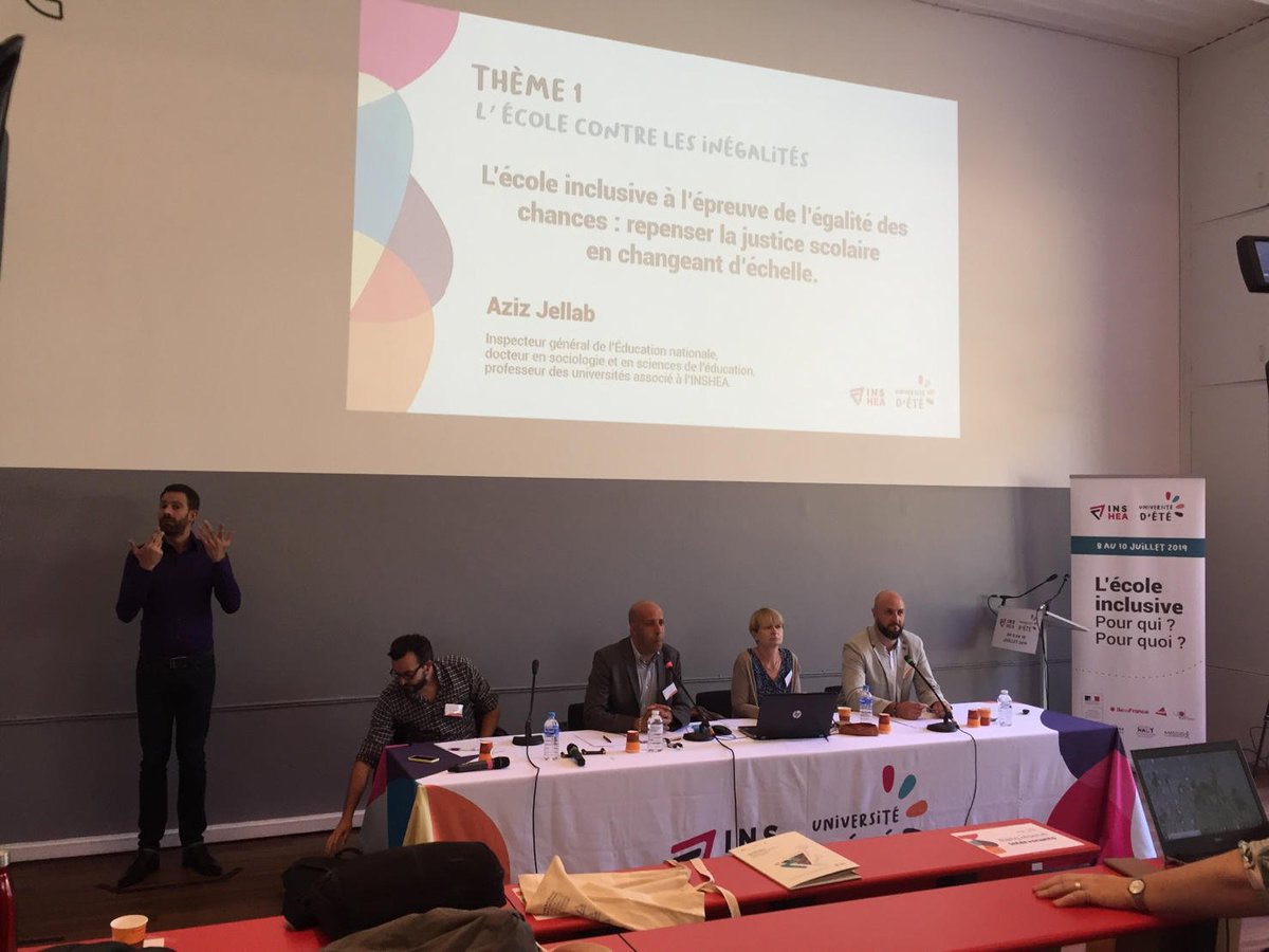 ins_ei_'s tweet photo. Thème#1 L’école inclusive à l’épreuve de l’égalité des chances : repenser la justice scolaire en changeant d’échelle. Atelier animé par Aziz Jellab cet après-midi à l’université d’été de l’INSHEA. 🔴 Live : https://t.co/OiqL2VldfT 
#univete https://t.co/rh7pl18En9