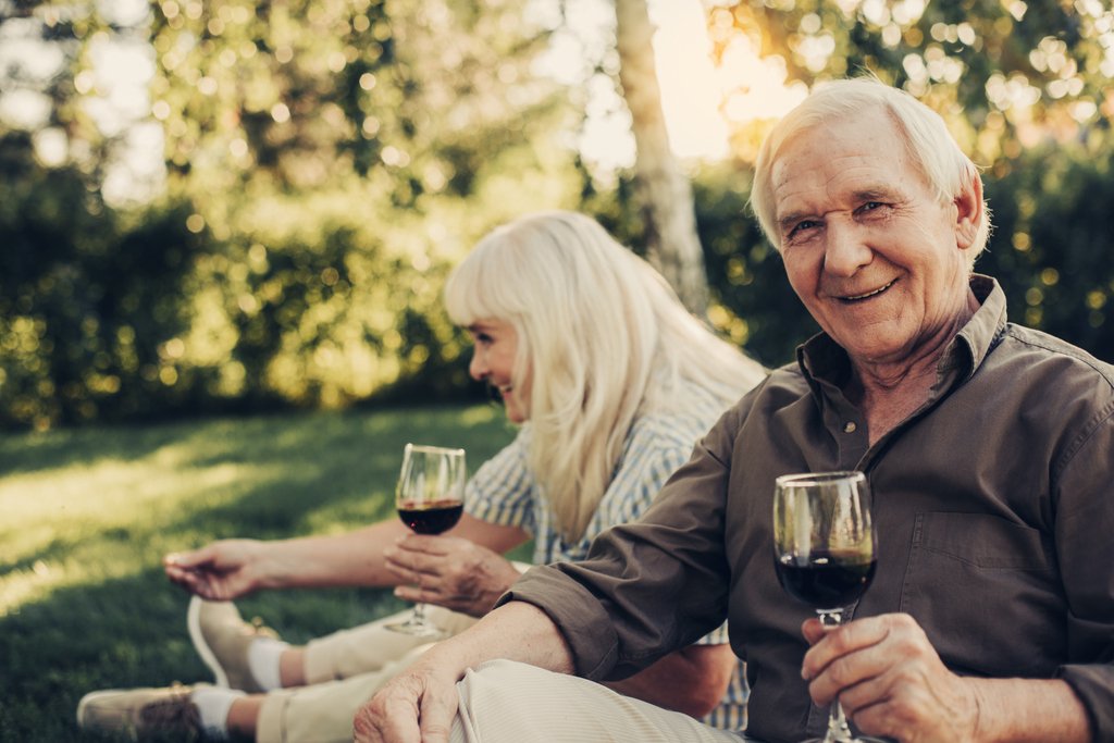 Now with two designer model homes available to tour and only a few units left, now is the time to take advantage of the lakeside lifestyle that awaits in Niagara-on-the-Lake! To book an appointment or find out more information on the site, please contact us at 905-688-3010.