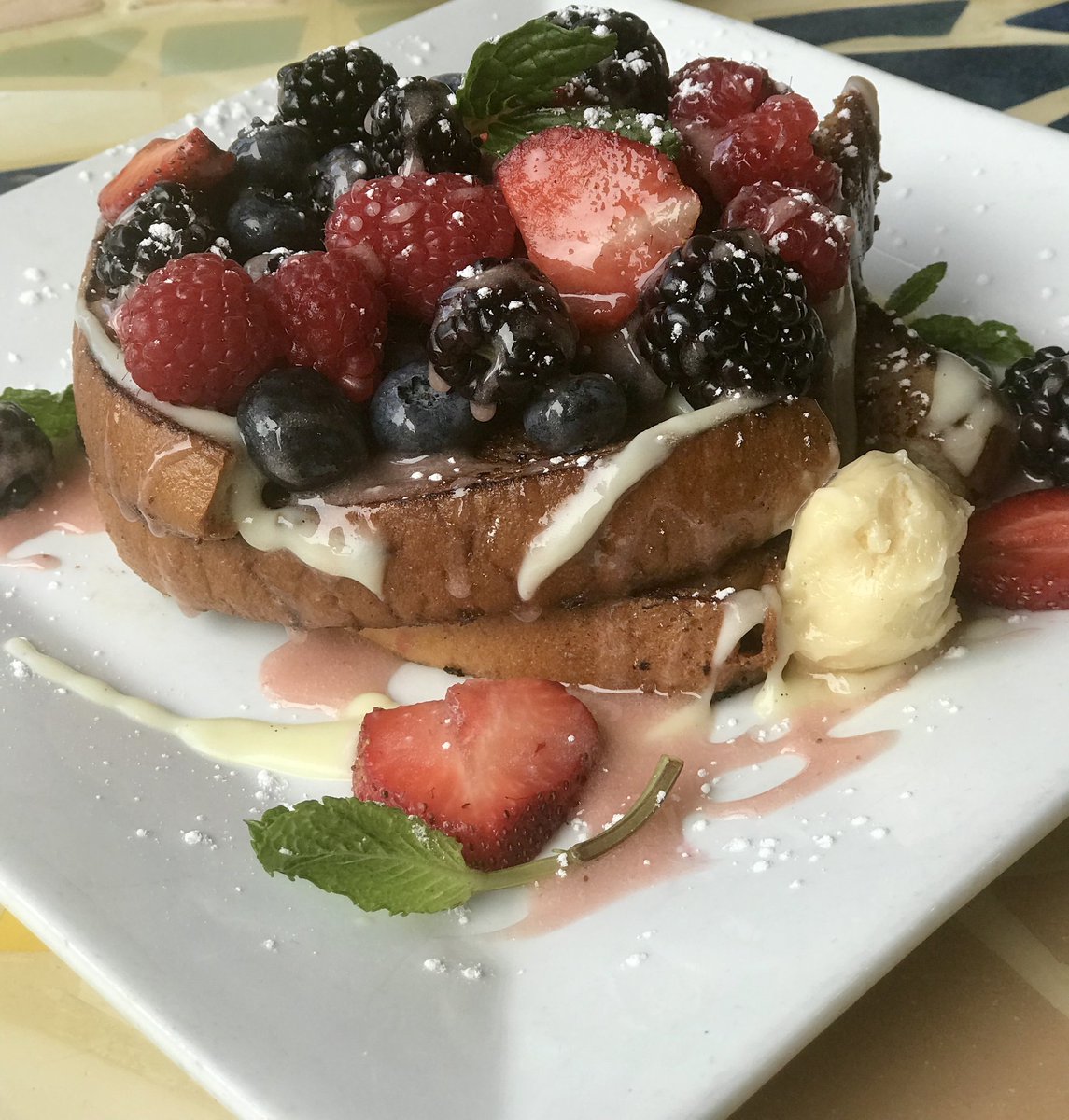 Batter & Berries tweet media