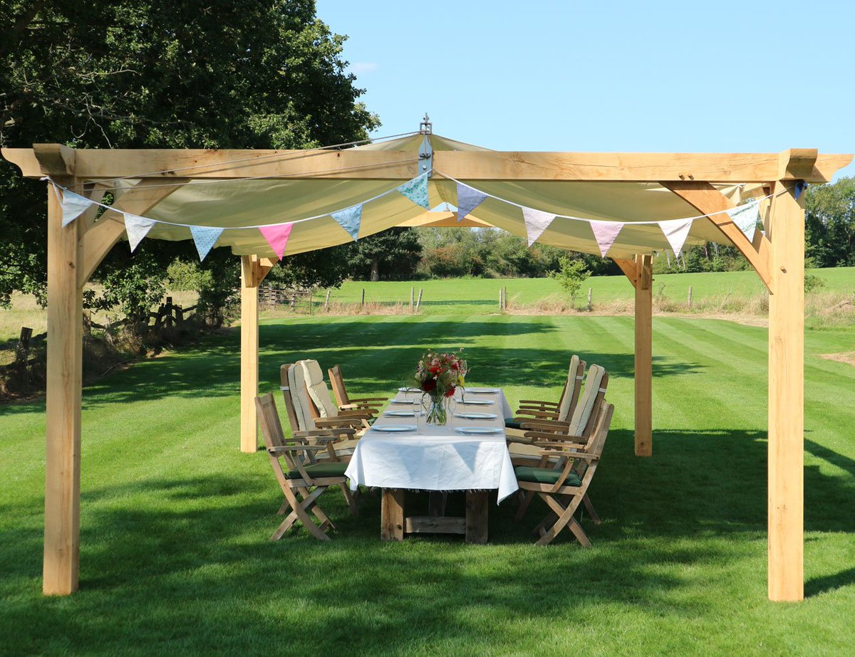 CanopyShade's tweet photo. When the sun is out sitting under shade is very important.  Our canopy fabric offers 100% UV protection so you can enjoy the Great British summer. 

https://t.co/pixMdzL9JY
#britishsummertime #SunSafe #GardenDesign #HomeDesign https://t.co/CcoqPUvZNt