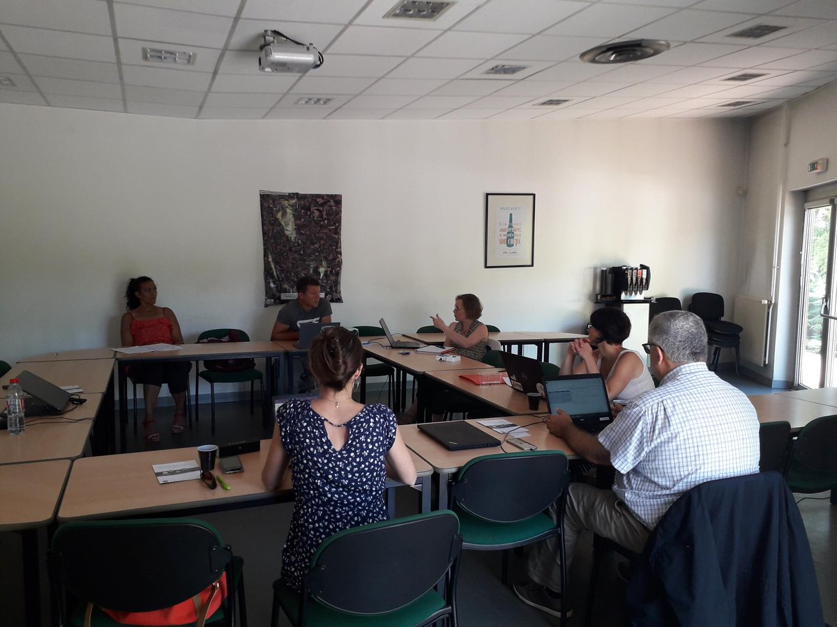 AgriFarmlab's tweet photo. Aujourd'hui, réunion de travail avec les 5 lauréats #AgriFarmLab : la caméra MobiProtec de #Tekxia, @Advansee_fr piège à insectes connecté, @aptimiz outil d'optimisation du temps de travail, BAOBA logiciel de gestion de pâturage et @BacchusMy, capteur de suivi de vinification. https://t.co/UAkJ2x1j0K