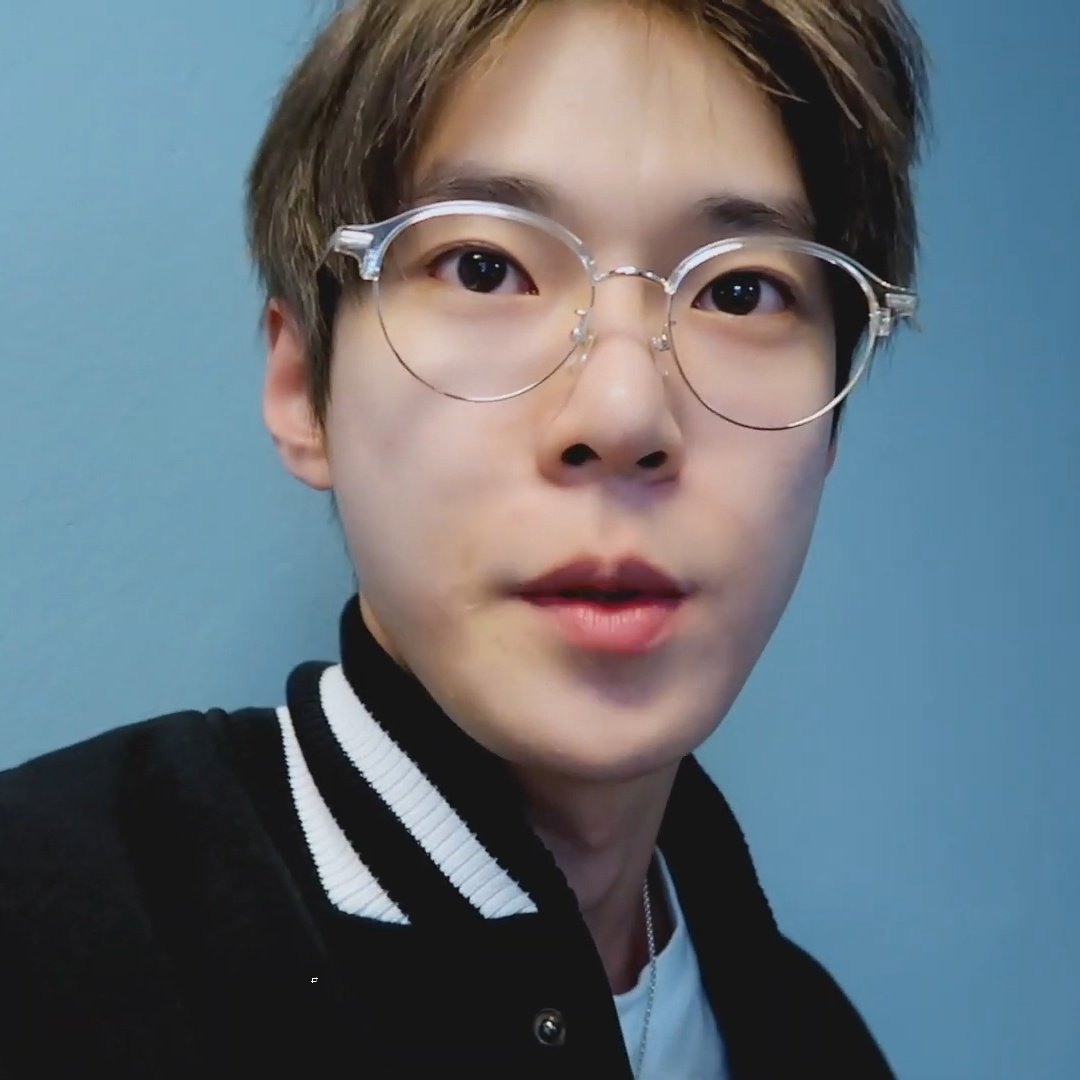 อมบติดโบว์ ʕ´•ᴥ•`ʔ^ྀི🌲💶 tweet media