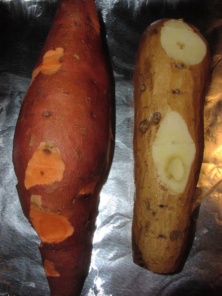 CappyChef's tweet image. Sweet potatoes vs. yams chefcappyskitchen.blog/2019/07/08/swe…