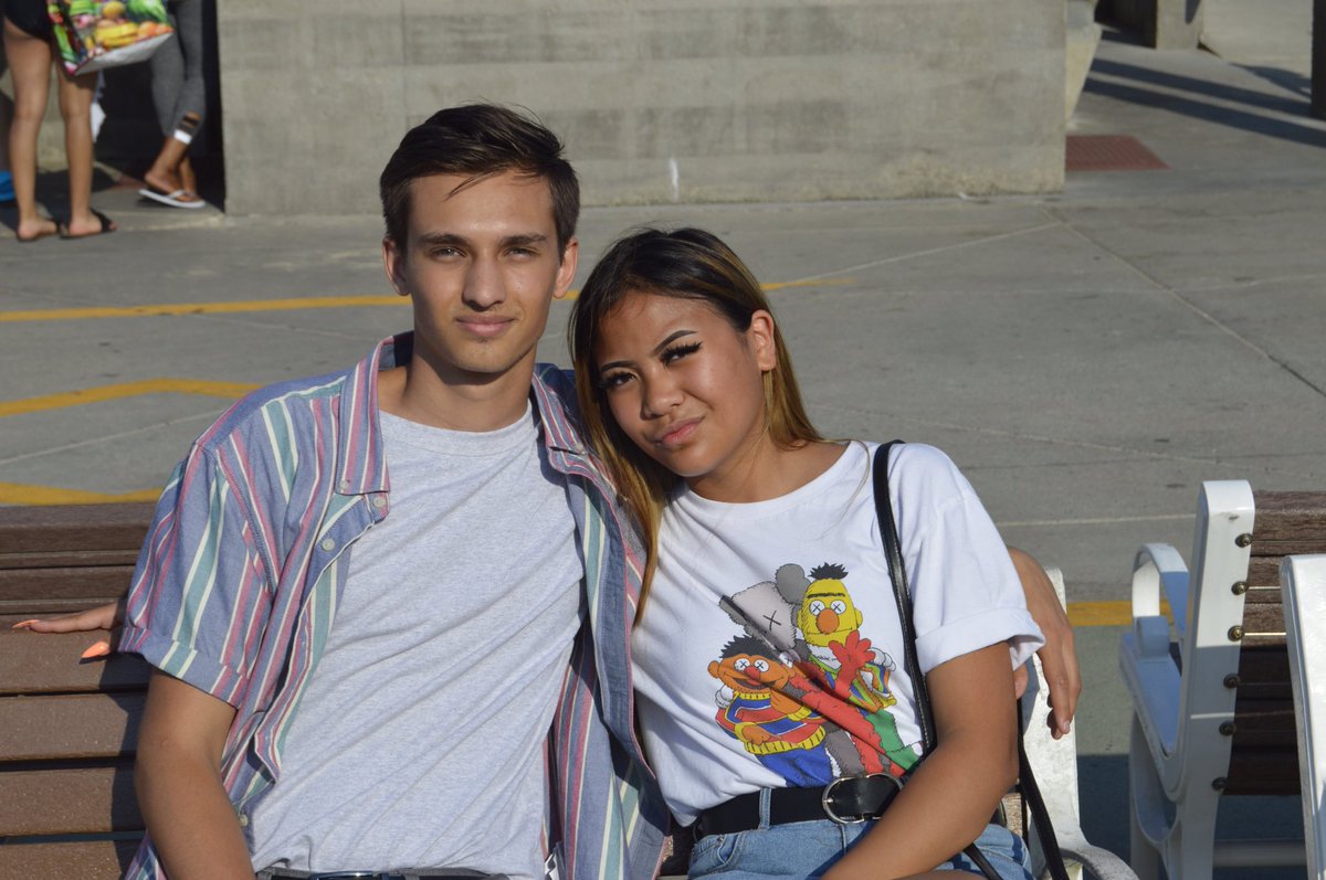 itsamysterib's tweet photo. I normally suck at people Photography, not every once in a while the people photo muse visits!! Patty and Devon at OC this weekend. #familytime #oceancitymd #couldbemodels https://t.co/xU5EA0QwDH