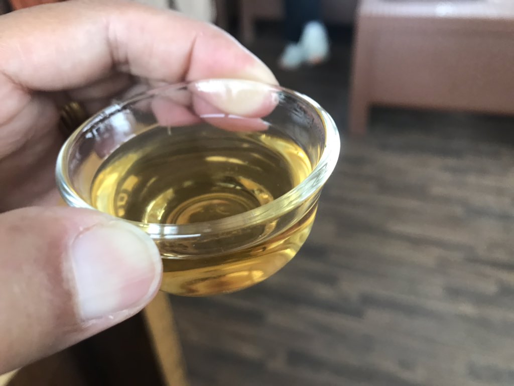 SonamTaC's tweet photo. Tea testing at Sakhejung Ilam. #IlamTea #Tea #TeaTime https://t.co/iWpsQNlzQH