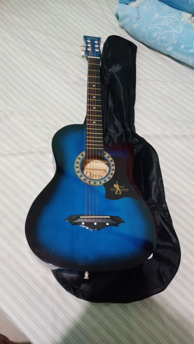 Nu1else's tweet photo. Par to eth, eth to php(our currency) then withdraw it and bought a guitar🤩
Thanks to @tippingroom for making this possible. https://t.co/yZ6aLsk2s6