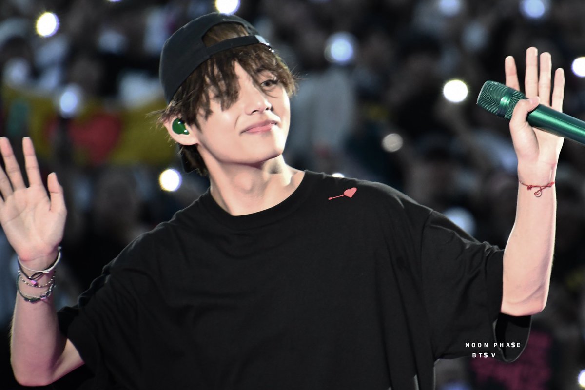 _Moon__Phase's tweet image. 0706 SYS OSAKA🐙

#김태형 #BTSV #방탄소년단뷔 #뷔 #태형 #태태 #taehyung #방탄소년단 #BTS  @BTS_twt