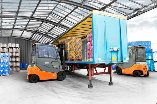 toyota_istif's tweet image. Yenileyici frenleme sayesinde ayağınızı her gaz pedalından çektiğinizde, frene bastığınızda veya sürüş yönünü değiştirdiğinizde akünüzü daha az şarj eder ve frenlerinizi daha az kullanırsınız.
#counterbalanced #traigo #elektrikliforklift #toyotaforklift