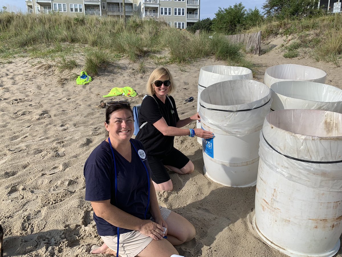 Laura Wood (@laurabwood) on Twitter photo 🙌🏾 Shoutout to our friends at @hoffmanbeverageco & #devilsbackbonebrewery for their support at today’s ‘Keep It Beachy Clean’ post 4th of July clean-up <a href="/BeachyCleanVB/">Keep It Beachy Clean</a> in Ocean Park- Chesapeake Beach. Thank you to all the neighbors & volunteers for coming out this morning! 🙌🏾 Shoutout to our friends at @hoffmanbeverageco & #devilsbackbonebrewery for their support at today’s ‘Keep It Beachy Clean’ post 4th of July clean-up <a href="/BeachyCleanVB/">Keep It Beachy Clean</a> in Ocean Park- Chesapeake Beach. Thank you to all the neighbors & volunteers for coming out this morning!