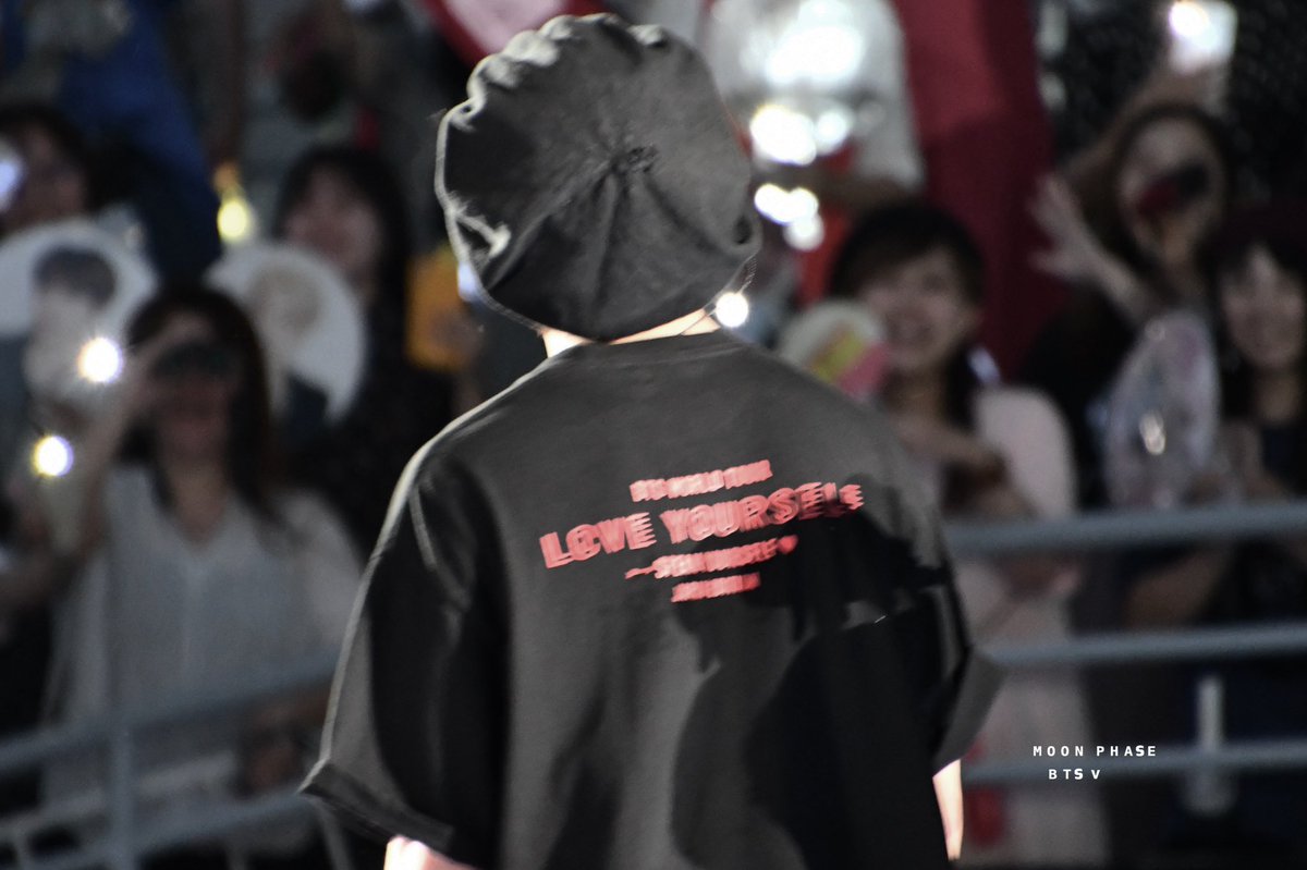 _Moon__Phase's tweet image. 0707 SYS OSAKA🐙

#김태형 #BTSV #방탄소년단뷔 #뷔 #태형 #태태 #taehyung #방탄소년단 #BTS  @BTS_twt