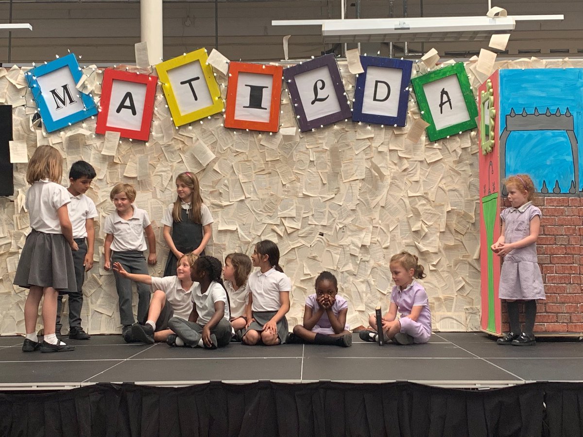 HPA_Philip_Lane's tweet image. Year 2 have been inspired so much by Year 6 rehearsing #matilda - they decided to put on their own show today! #hpaplbarcelonaclass