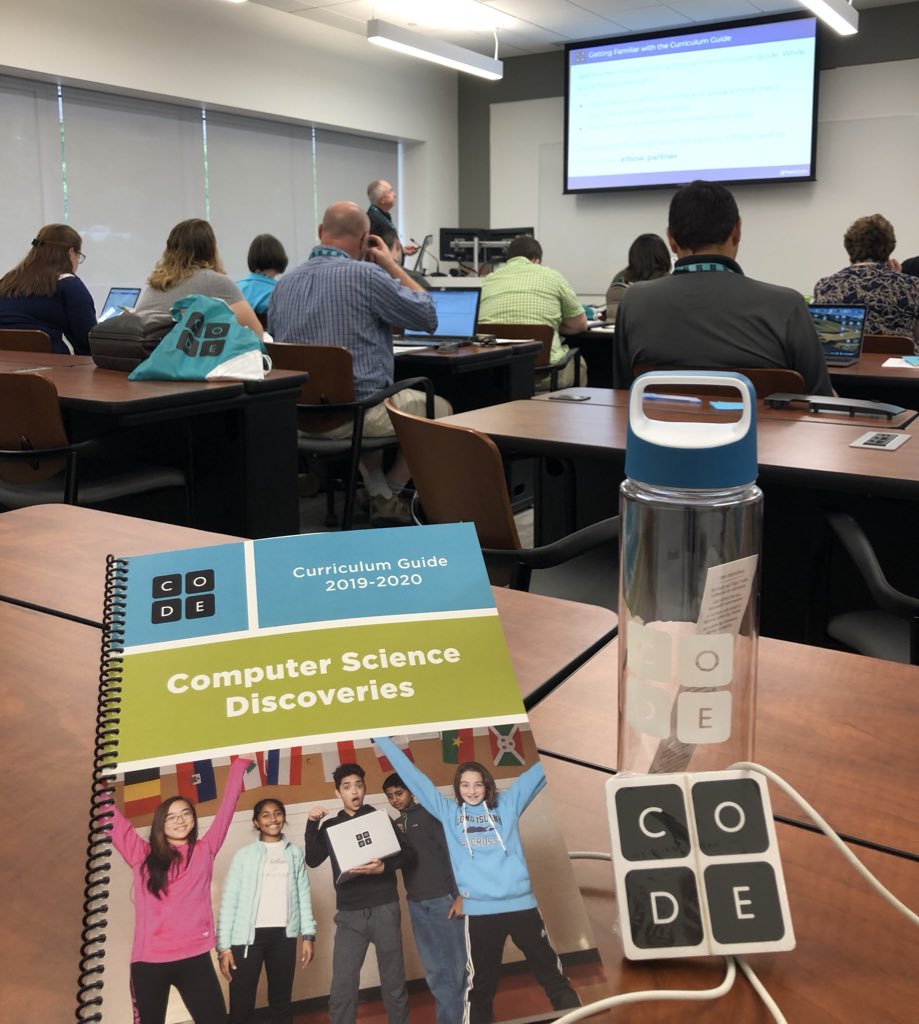 KateCraven22's tweet photo. So pumped continue the CS Education movement in CT as a CS Discoveries Facilitator: shoutout to @TeachCode and new CT Regional Parter @sacredheartuniv for giving us the tools we need to bring CS Education to students! https://t.co/rRSQdyPUqB