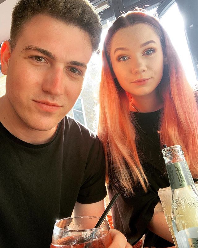 ChealyTheNinja's tweet photo. Played my first festival directly followed by a beautiful holiday with this one @swan332 
Best week ever 👍 https://t.co/SmPTE4s0Am https://t.co/470m2HwVEA