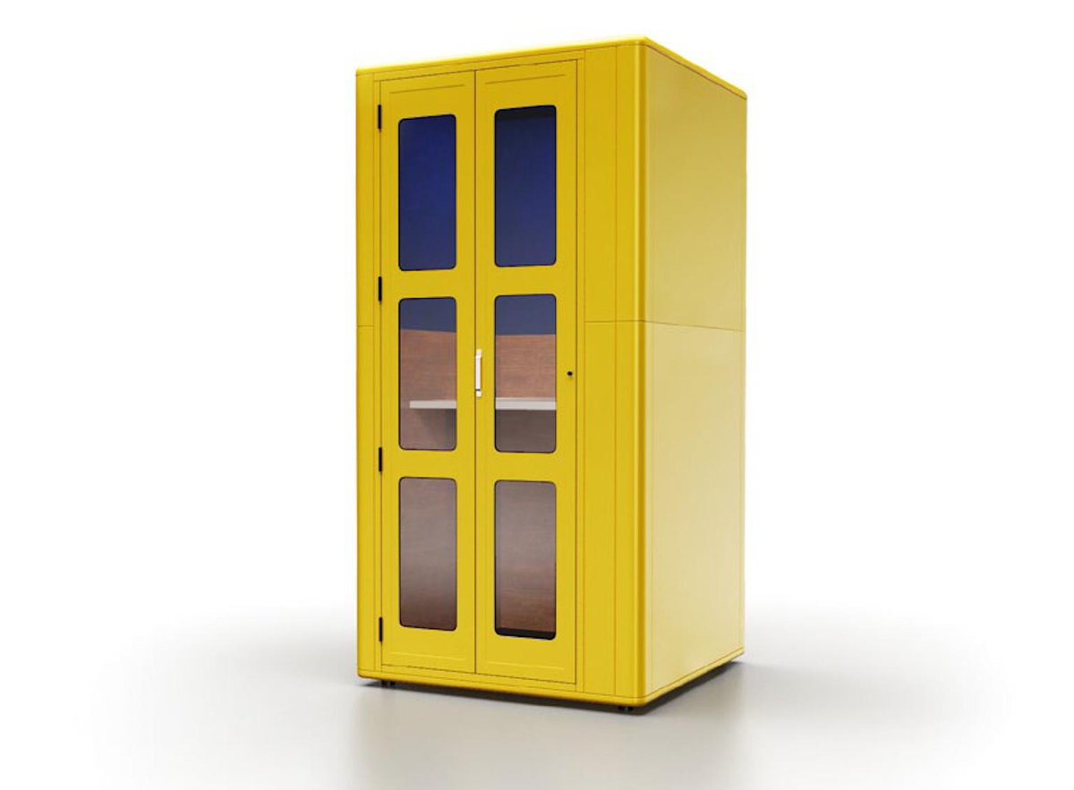 This neat modular system slots together in no time at all, and is surprisingly effective.
soundonsound.com/reviews/studio…