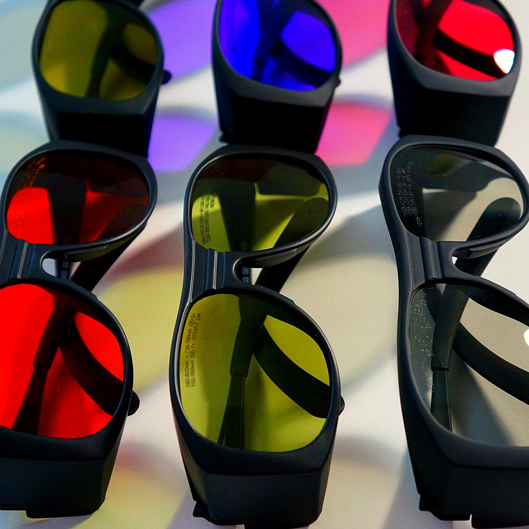 LaserScientific's tweet photo. 40% off all Laser Safety Glasses is happening NOW! https://t.co/ihF5DDdFUr https://t.co/JpI9VHcz1L