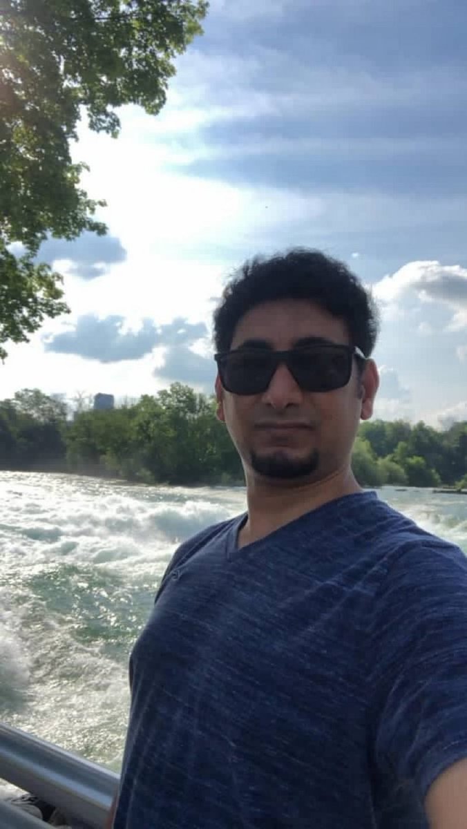 فقدان مواطن سعودي بعد سقوطه في شلالات نياجرا الأمريكية أثناء تواجده هناك برفقة أسرته.(سبق)

#مفقود_شلالات_نياجرا