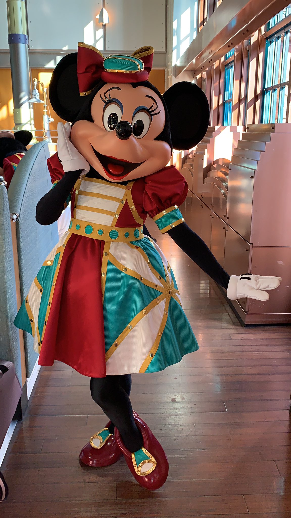 ディズニーキャラクターダイニング Twitter Search Twitter
