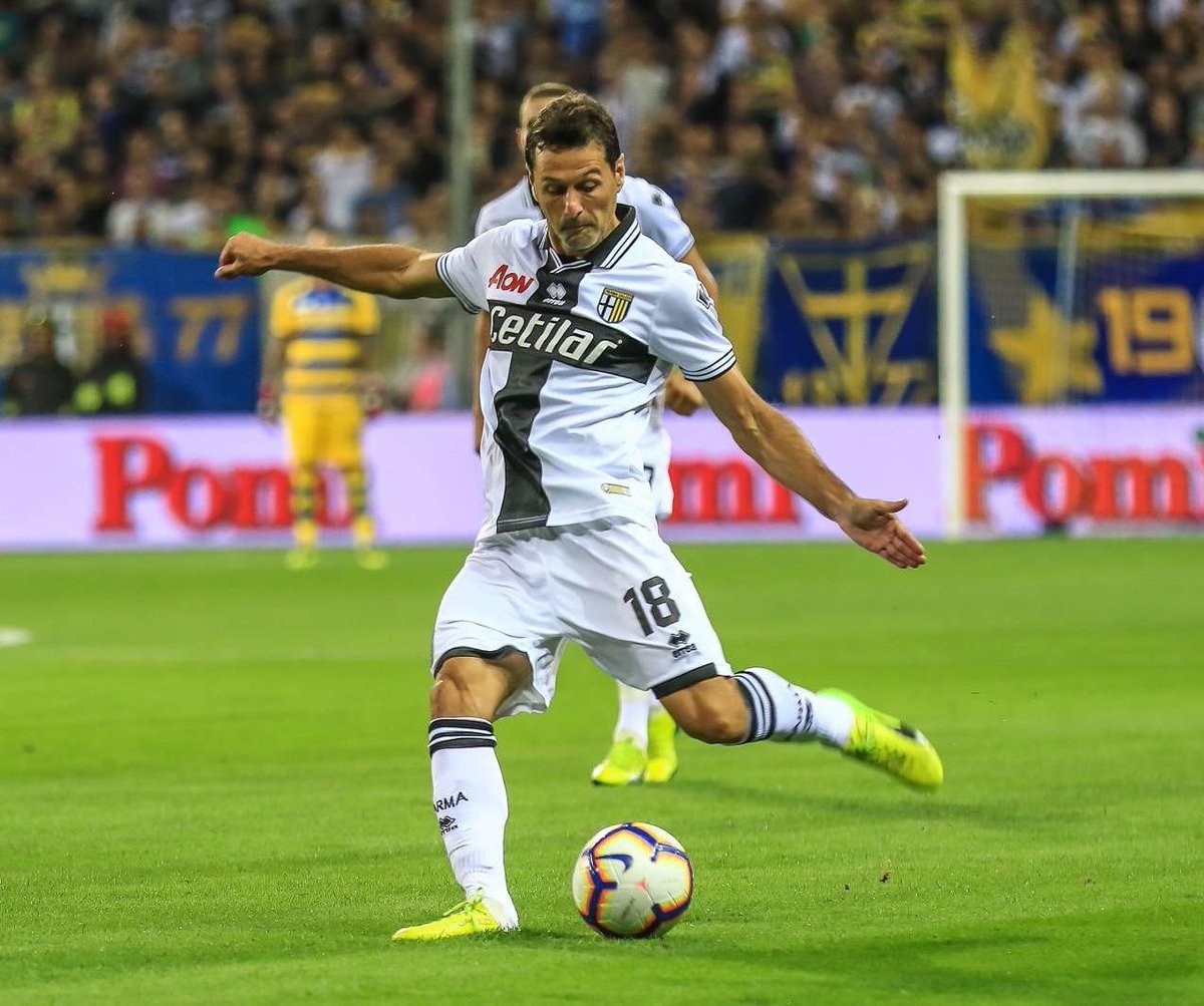 sobesport's tweet photo. Oggi si chiude la carriera di un grandissimo professionista, un vero esempio per tutti quelli che amano questo sport! In bocca al lupo per il futuro Massi! 👏🏼👏🏼 @MassiGo18 #sobesport https://t.co/Xr1H8bp33n