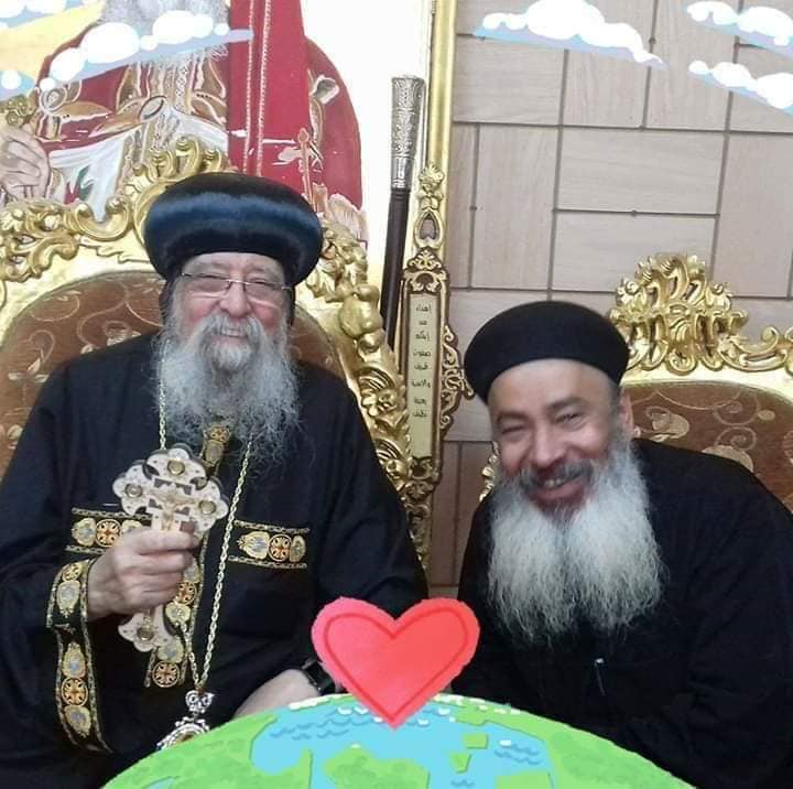 worldcopts's tweet photo. #كاهن بسوهاج #يتبرع لبناء مجمع #إسلامى بدار السلام
تبرع القمص ويصا عزمى كاهن كنيستى العذراء ومار جرجس بنجوع مازن بدار السلام جنوب شرقى محافظة سوهاج، بالتبرع بمبلغ مالى قدره 2000 جنيه، لبناء مجمع إسلامى بدار السلام، كمساهمه ��نه فى ذلك. https://t.co/KcpmpaL3Kf
