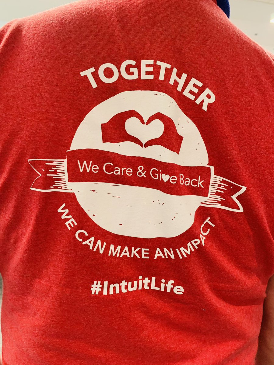 intuitcanada's tweet photo. @MattLisowski &amp; @ebriere kicking off Mississauga’s Week of Service! #givingback #intuitlife #QuickBooks #turbotax https://t.co/WTo0p5lBJE