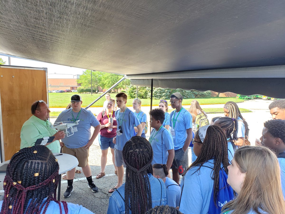 ChrisWidenerOH's tweet photo. Welcoming @OhioFarmBureau
Camp at @CentralState87
Future ag workforce for Ohio learning of drone technology
#exploreag19
@JobsOhio
@CSUPrezHammond
@CSU_SE1887 https://t.co/mDfakaORXC