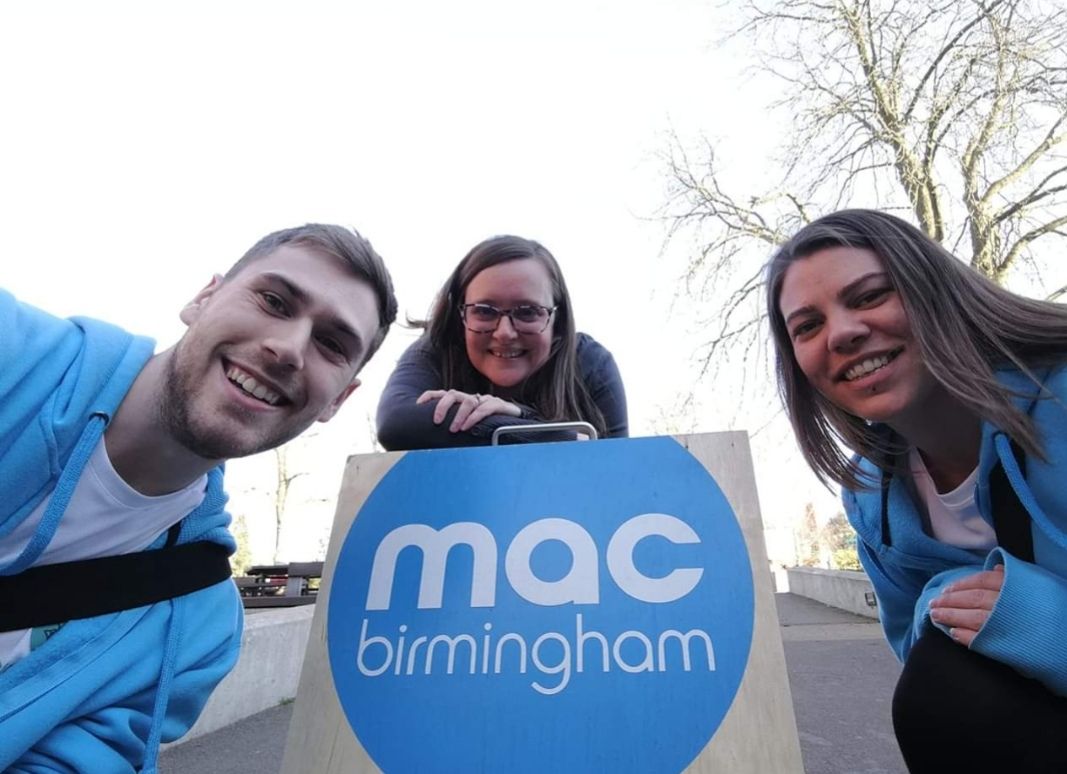 digi_kick's tweet photo. We had an amazing afternoon at the MAC! Massive thanks to Lucy for making it possible and massive thank you to all the wonderful people who attended. Looking forward to the 22nd! #communitylinks #surfingthenet #cultureclub https://t.co/rD4P2jYtai