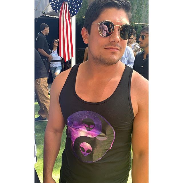 LunarThreadz's tweet photo. Happy Monday, Lunar Fam! I am back from Europe and working on orders today!
•
A proper #mcm goes out to @stay.fkn.hard who completely slays our Yin to My Yang Tank 🔥☯️👽
•
As a treat, all Ready 2 Ship pieces are 50% off THIS WEEK! Clearing out to make… https://t.co/LJQmEo1vek https://t.co/fJZL6wUwDQ