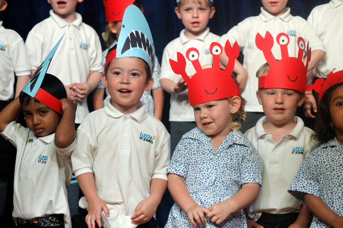 SJCJuniorSchool's tweet photo. Our Nursery children singing a selection of 'under the sea' themed songs at our Nursery &amp; Pre-Prep Summer Celebration! #studentsthrive #LittleStJohns https://t.co/jEfd6rN6Me