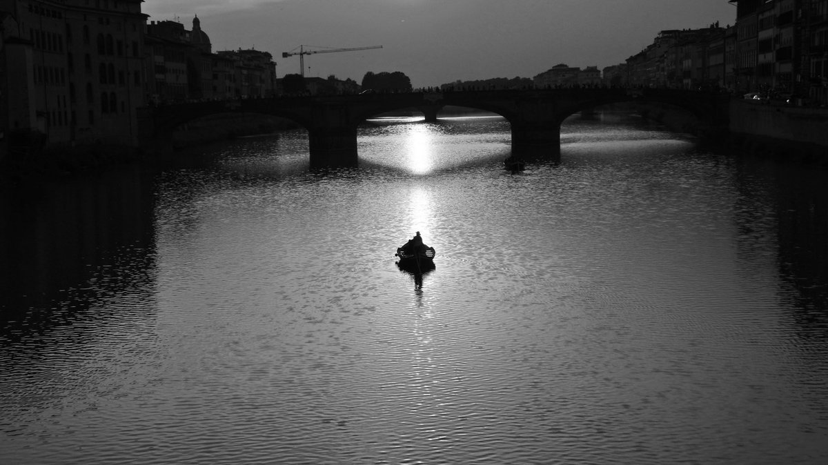 silvercitizen1's tweet photo. Into the setting sun...#spi_bnw#street_photographer #streetlife #streetselect #ourstreets #life_is_street#onthestreet#bnw_captures#bnw_zone #bnw_users #fromthestreetswithlove #bnwsouls #dpsp_street #challengestreets#hcsc_street#photoobserve#zonestreet#bnwphotography#florenceisyou https://t.co/4XWZN4DOrV