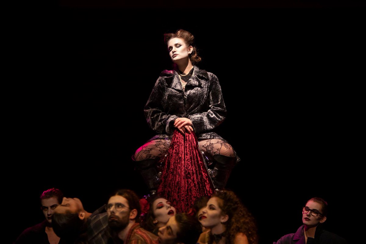 CocaColaCo_es's tweet photo. Nervios, emoción y muchas experiencias. Recordamos 💭 en imágenes 📸 cómo fue la Gala de entrega de los #PremiosBuero y la Semana de #TeatroJovenCocaCola. 🎭 Si quieres ver de lo que hablamos, no te pierdas este álbum resumen. 👀👇
https://t.co/T6Gio7zJrs https://t.co/eBhQr0xLi7